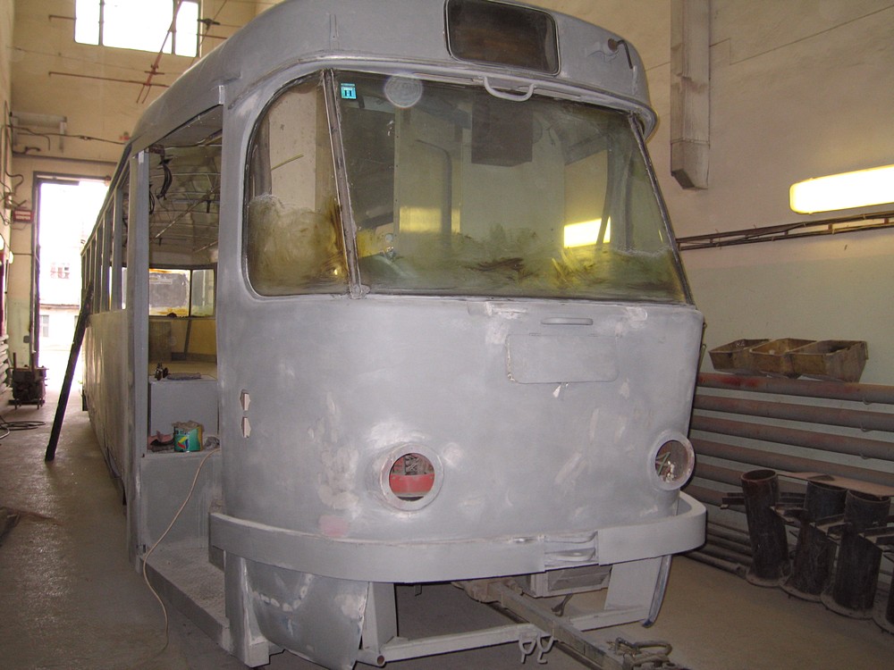伊熱夫斯克, Tatra T3SU (2-door) # 1147; 伊熱夫斯克 — Tramway deport # 1