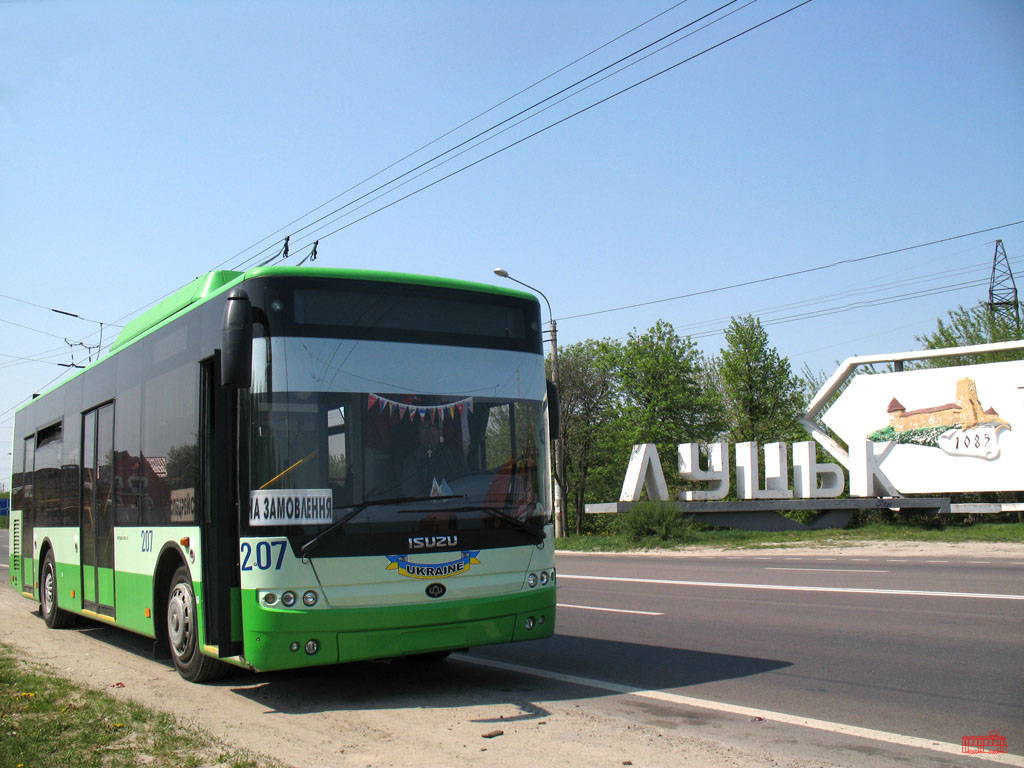 Луцк, Богдан Т50110 № 207; Луцк — Покатушки на «Богдане» Т501.10 № 207, 02.05.2009