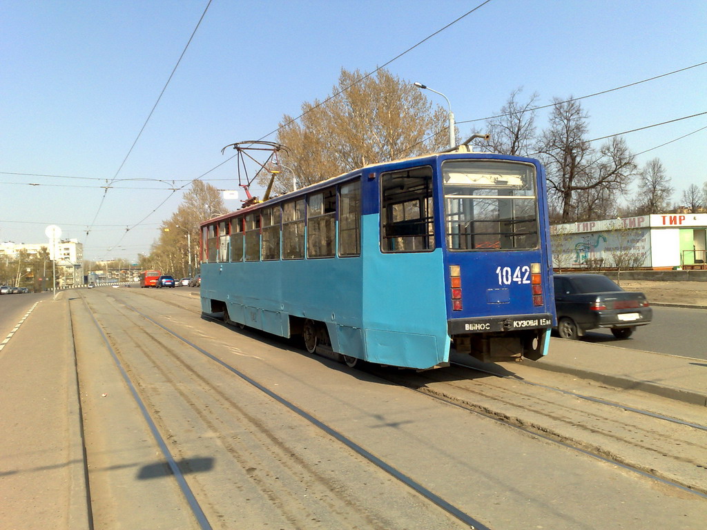 Kazan, 71-608KM № 1042