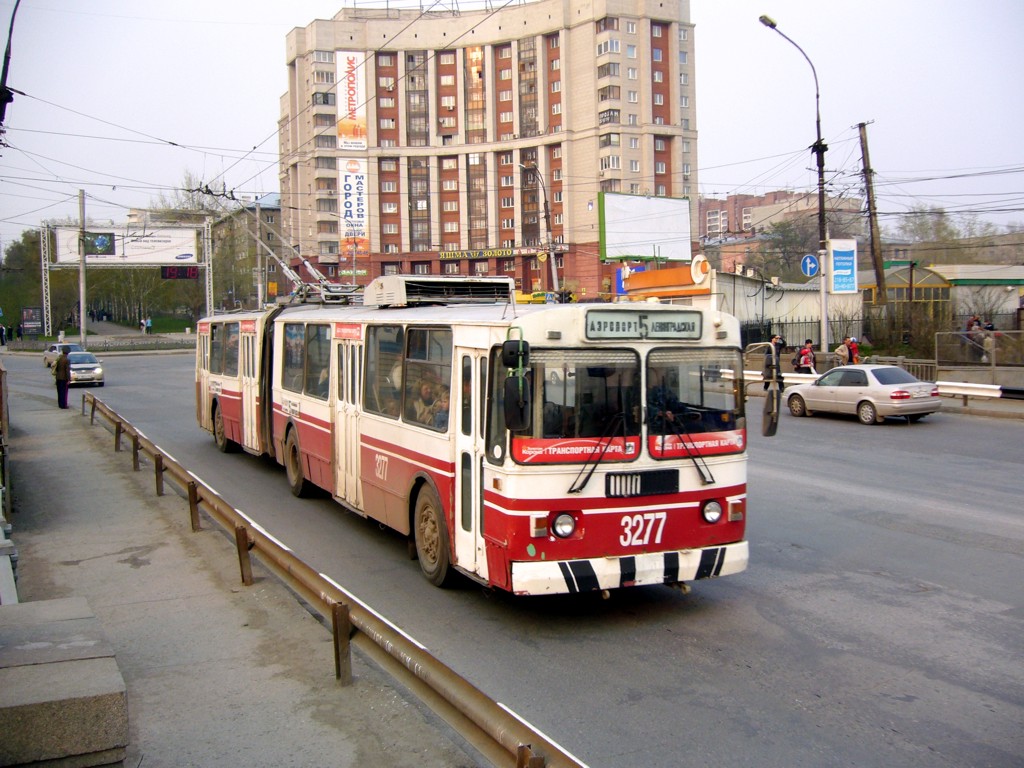 Novoszibirszk, ZiU-620520 — 3277