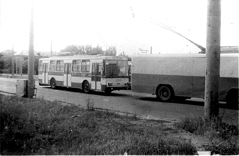 Луганск, Škoda 14Tr89/6 № 240