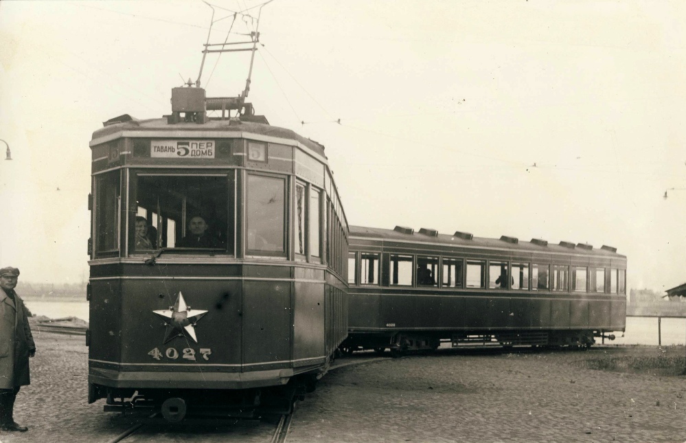 Saint-Petersburg, LM-33 # 4027; Saint-Petersburg — Historic tramway photos