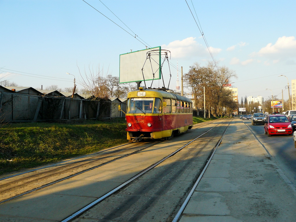 Kiev, Tatra T3SU N°. 5845