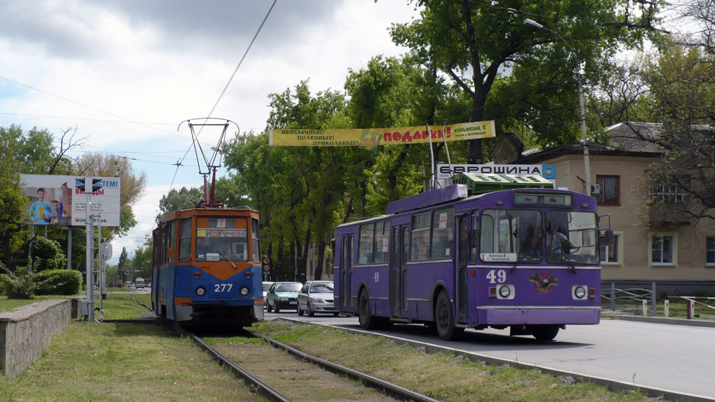 Taganrog, 71-605 (KTM-5M3) nr. 277; Taganrog, BTZ-5276-01 nr. 49