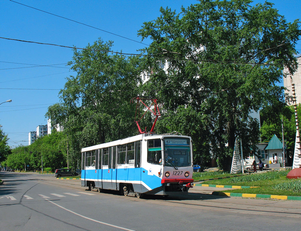 Москва, 71-608КМ № 1227