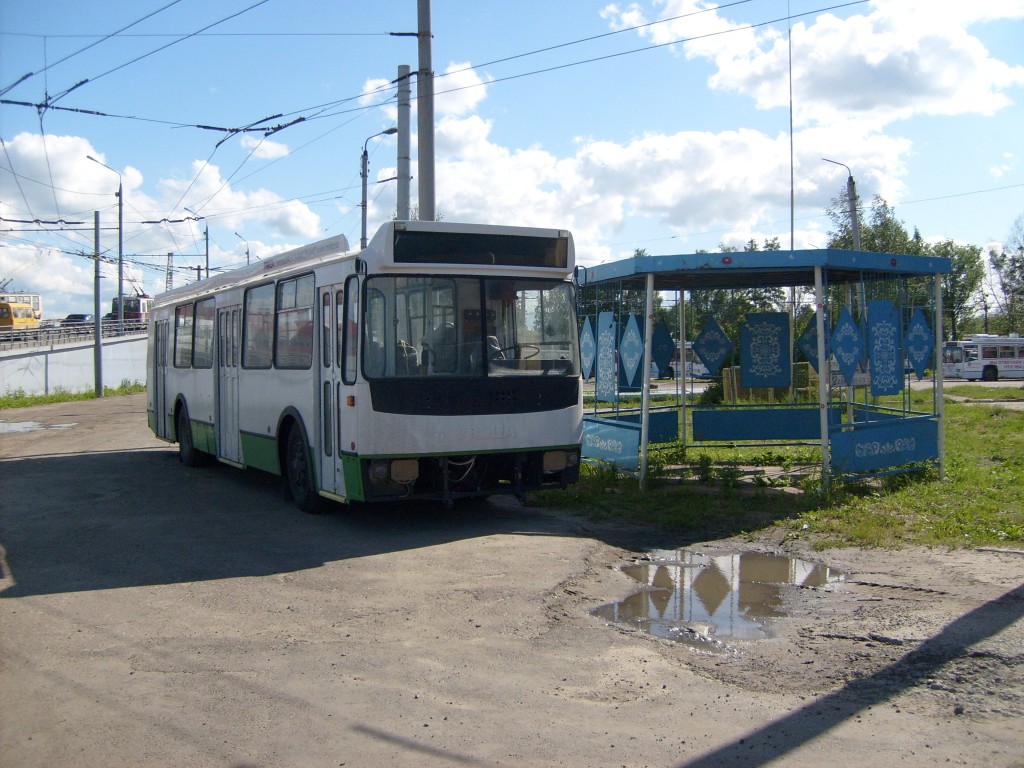 Брянск, ЗиУ-682Г-016 (018) № 2072; Брянск — Новые троллейбусы