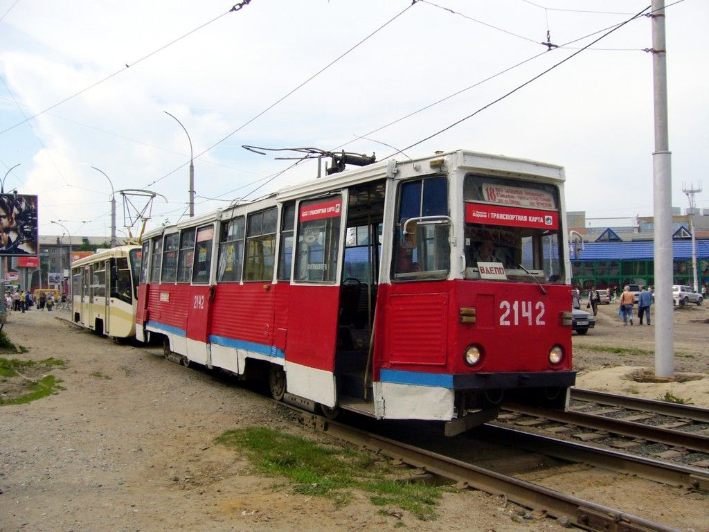 Novosibirsk, 71-605 (KTM-5M3) № 2142