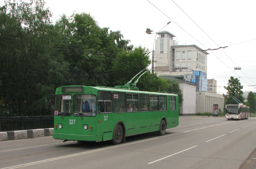 Вологда, ВМЗ-100 № 327