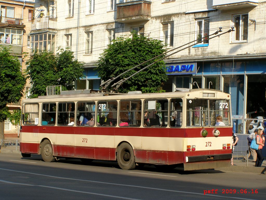 Чернивци, Škoda 14Tr02/6 № 272