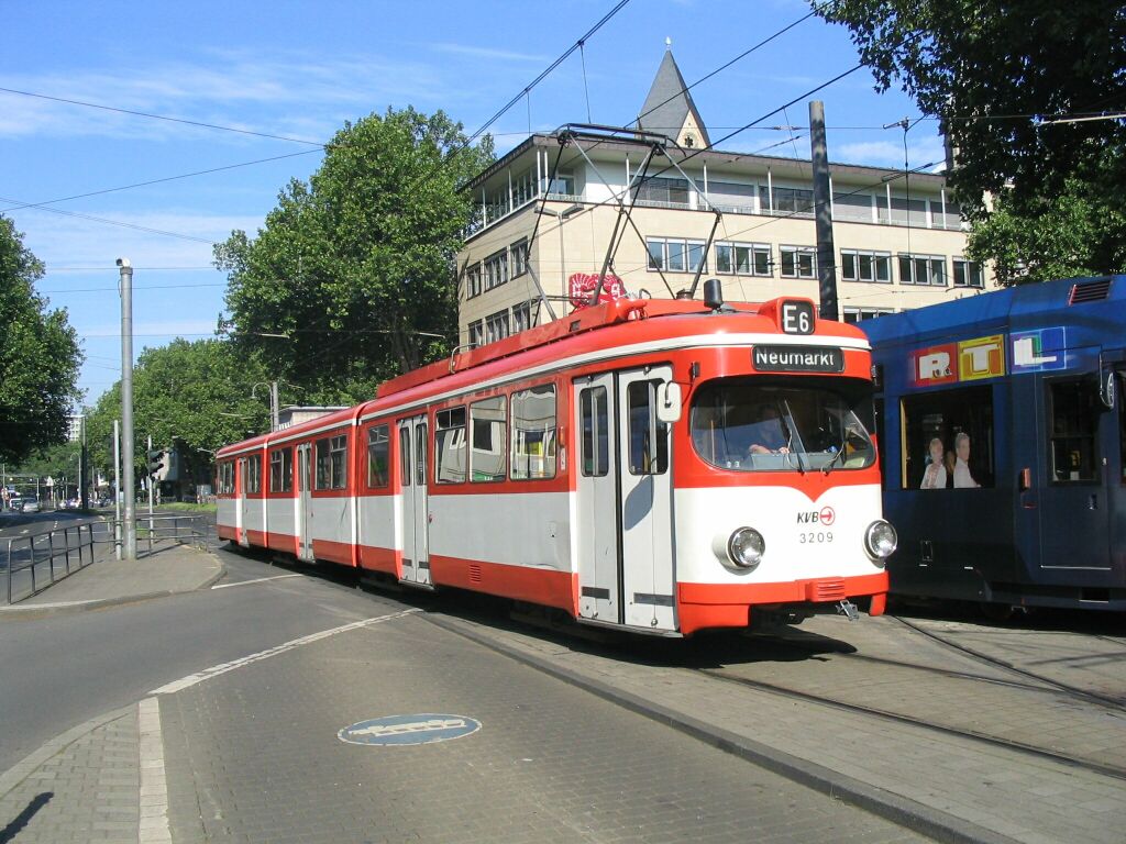Cologne, Duewag GT8 № 3209
