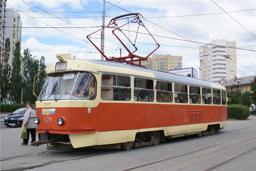 Jekatyerinburg, Tatra T3SU (2-door) — 529