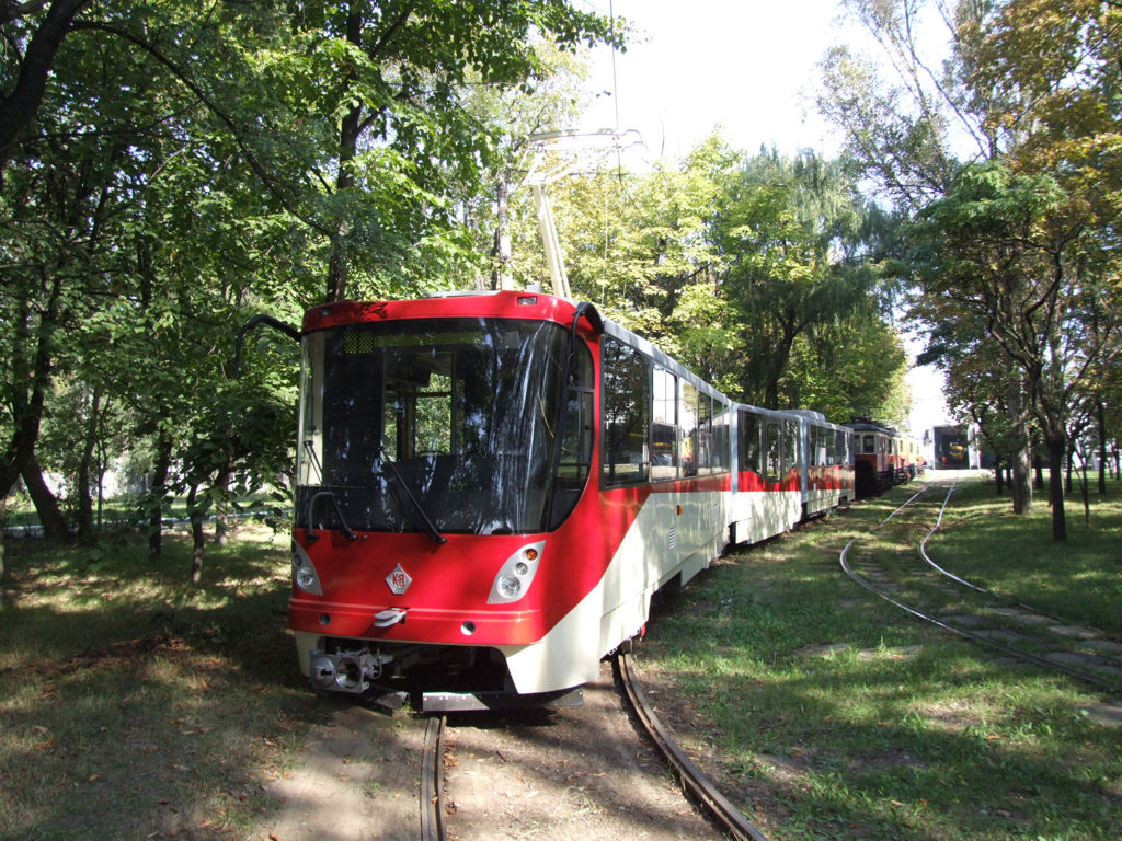 Киев, К1М8 № 500; Днепър — Трамвайный вагон K8 (K1M8)