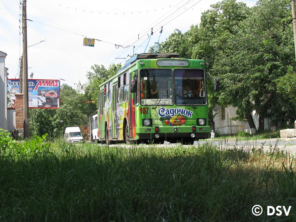 Полтава, ЮМЗ Т2 № 107