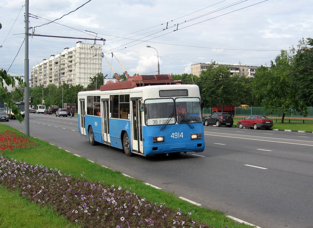 Moscow, BTZ-52761R № 4914