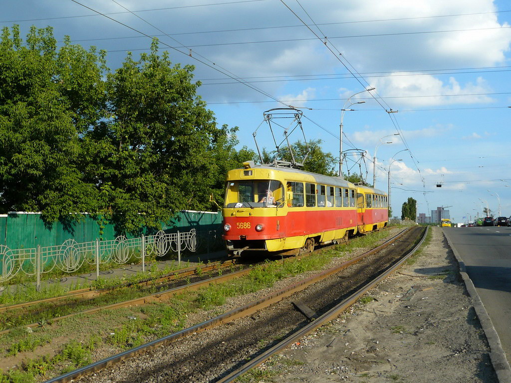 Kiova, Tatra T3SU # 5686