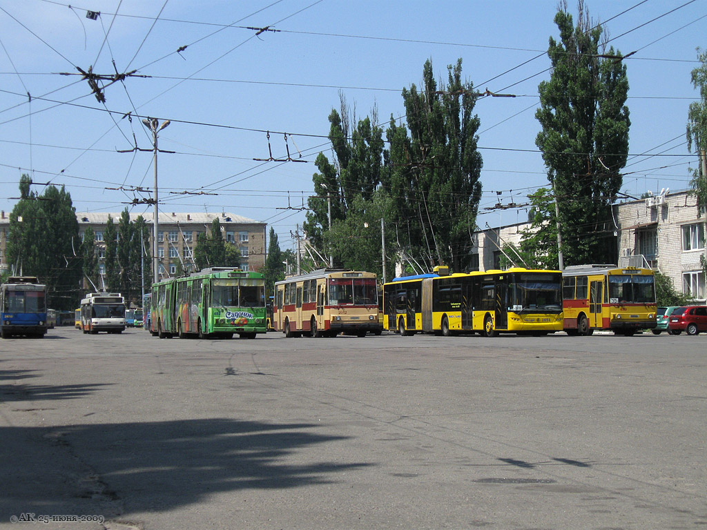 Киев — Троллейбусные депо: 2