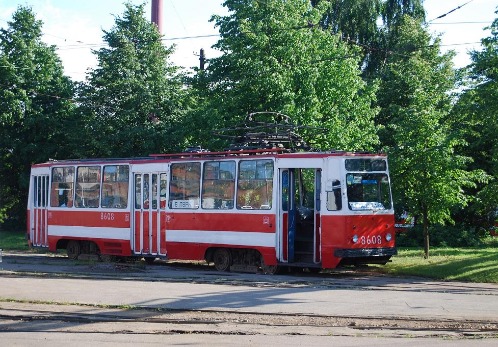 Saint-Petersburg, LM-68M č. 8608