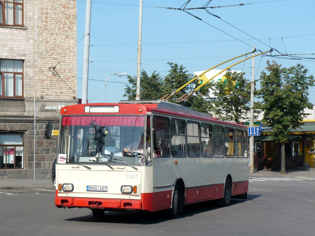 Vilnius, Škoda 14Tr05 č. 1107