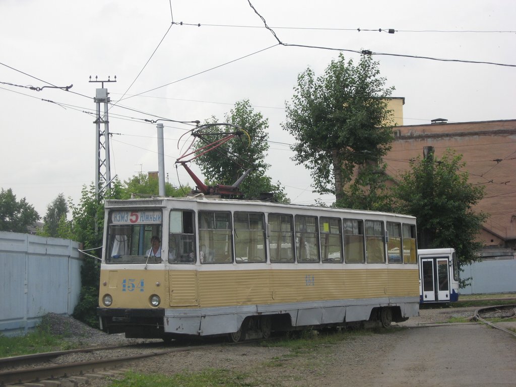 Kemerovo, 71-605 (KTM-5M3) č. 154