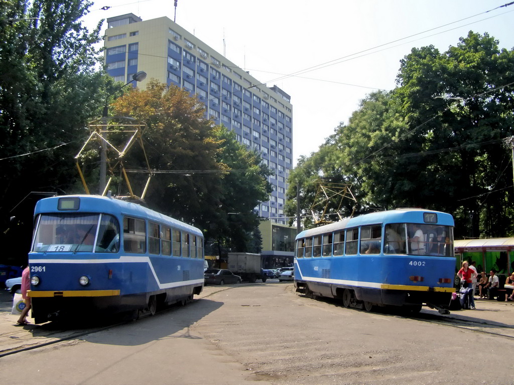 Одесса, Tatra T3R.P № 2961; Одесса, Tatra T3R.P № 4002; Одесса — Трамвайные линии; Одесса — Трамвайные линии: Большой Фонтан