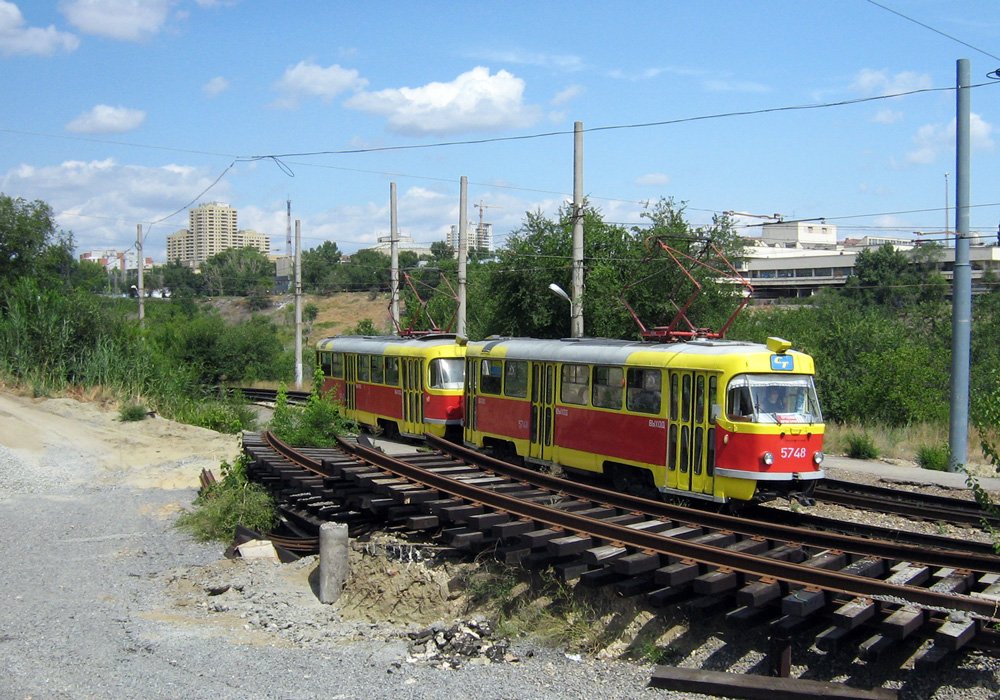 Волгоград, Tatra T3SU № 5748; Волгоград, Tatra T3SU № 5747
