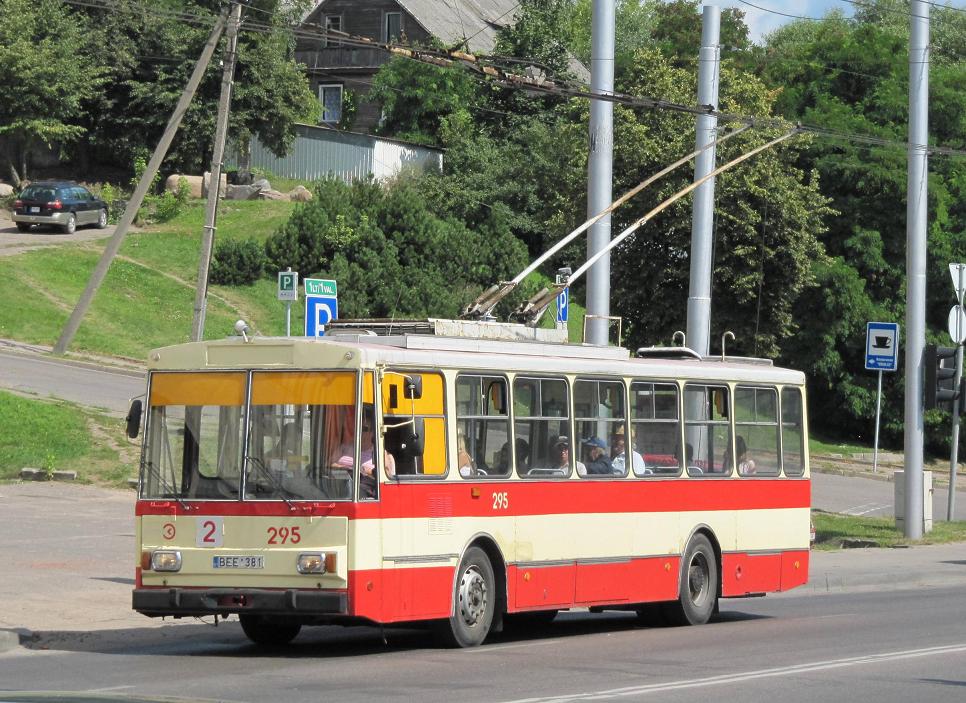 Каўнас, Škoda 14Tr02/6 № 295