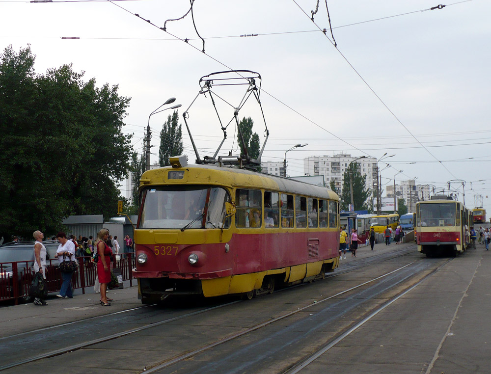 Киев, Tatra T3SU (двухдверная) № 5327