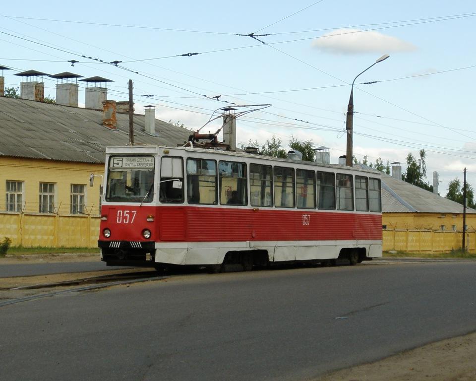 Dzerzhinsk, 71-605 (KTM-5M3) č. 057