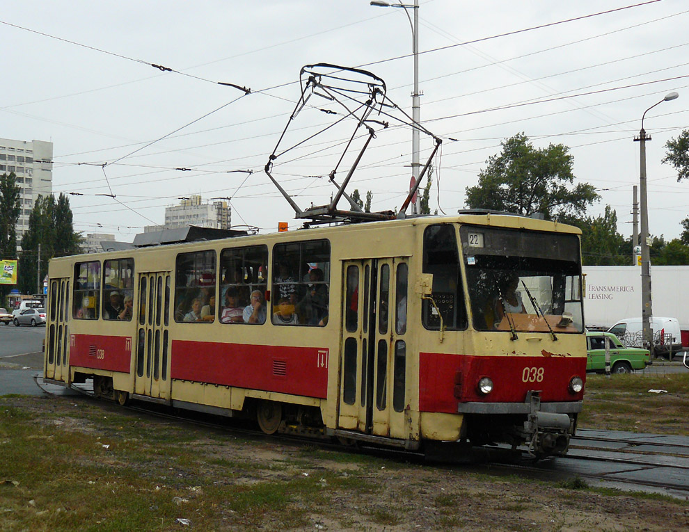 Kyjev, Tatra T6B5SU č. 038