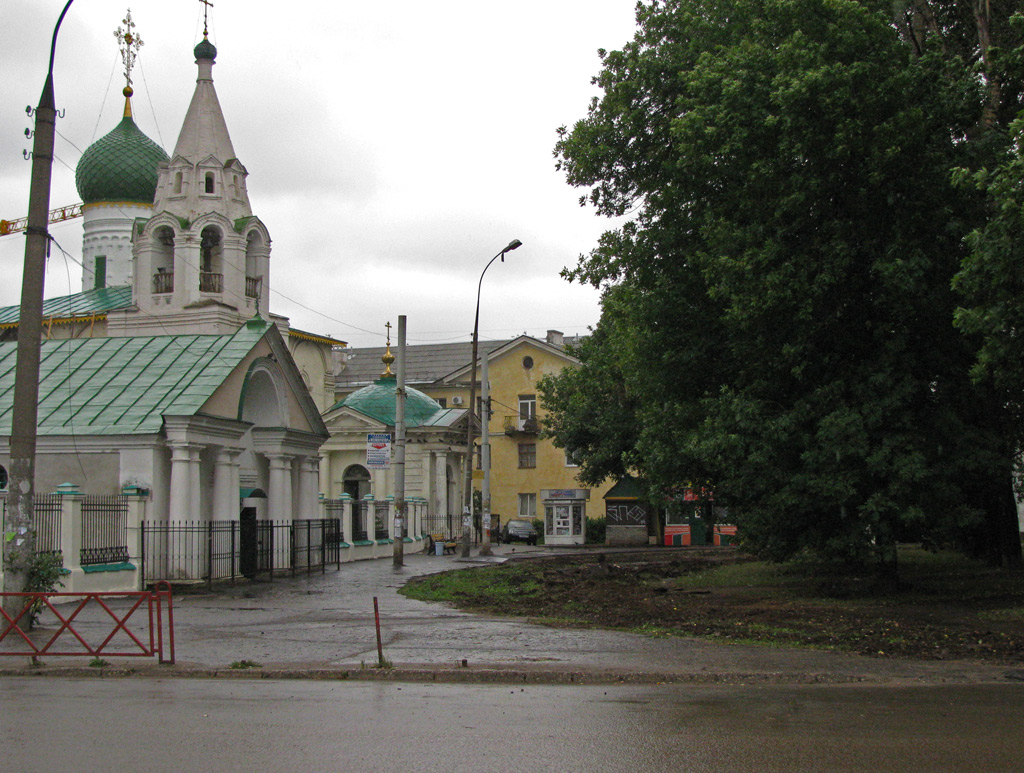 Jaroslavlis — Dismantling tramway tracks