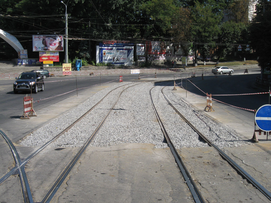 Vinnytsia — Repairs of tram tracks