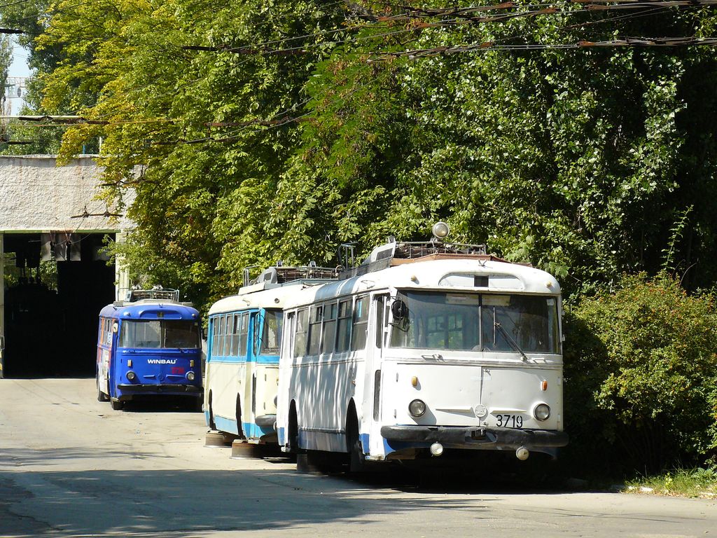 Крымскі тралейбус, Škoda 9TrH27 № 3719