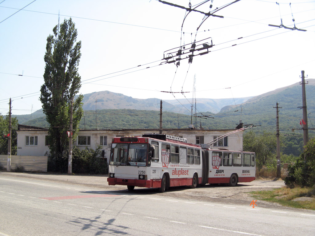 Крымский троллейбус, ЮМЗ Т1 № 2250