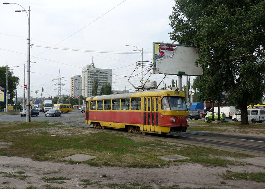 Kijev, Tatra T3SU (2-door) — 5327
