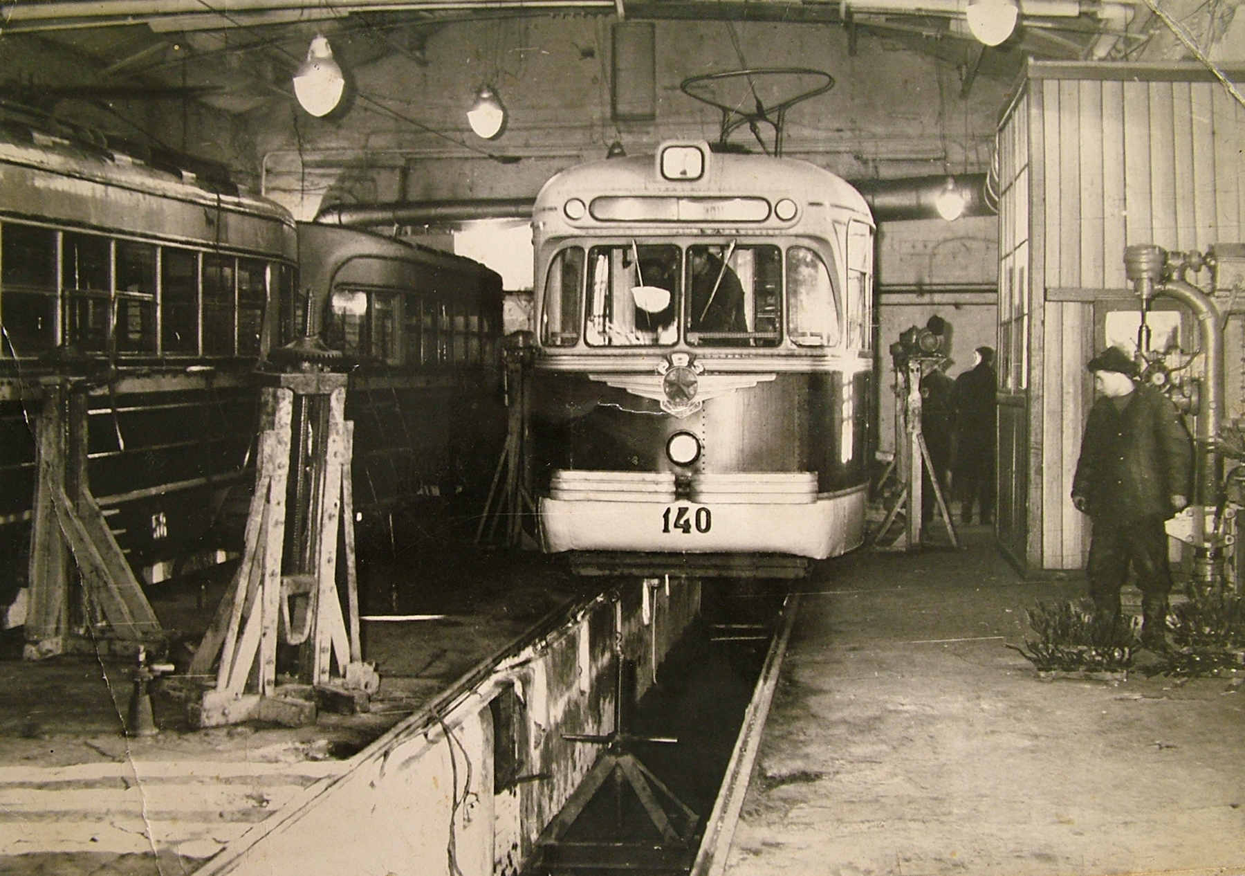 Владивосток, РВЗ-6 № 140; Владивосток, КТМ-1 № 58; Владивосток — Исторические фотографии — трамвай (1946-1970)