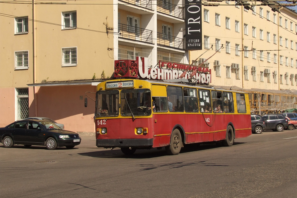 Tver, ZiU-682V [V00] č. 142; Tver — Trolleybus lines: Central district