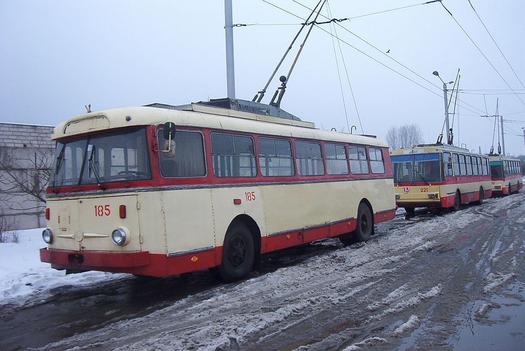 Kaunas, Škoda 9TrH27 č. 185