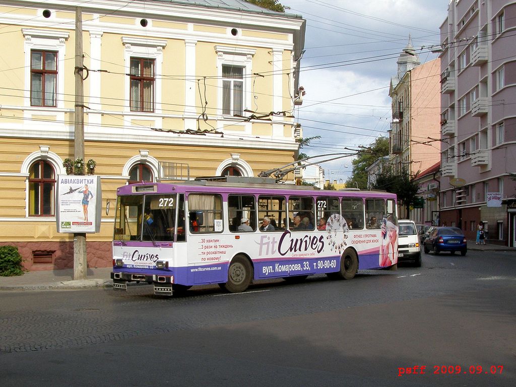 Chernivtsi, Škoda 14Tr02/6 № 272