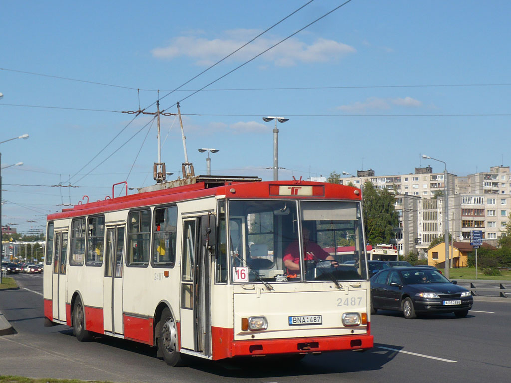 Вильнюс, Škoda 14Tr02/6 № 2487