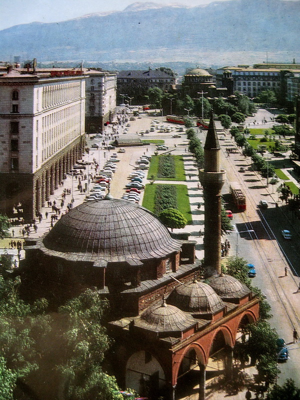 Сафія — Исторически снимки — Трамвайна инфраструктура (1945–1989); Сафія — Снимки от картички