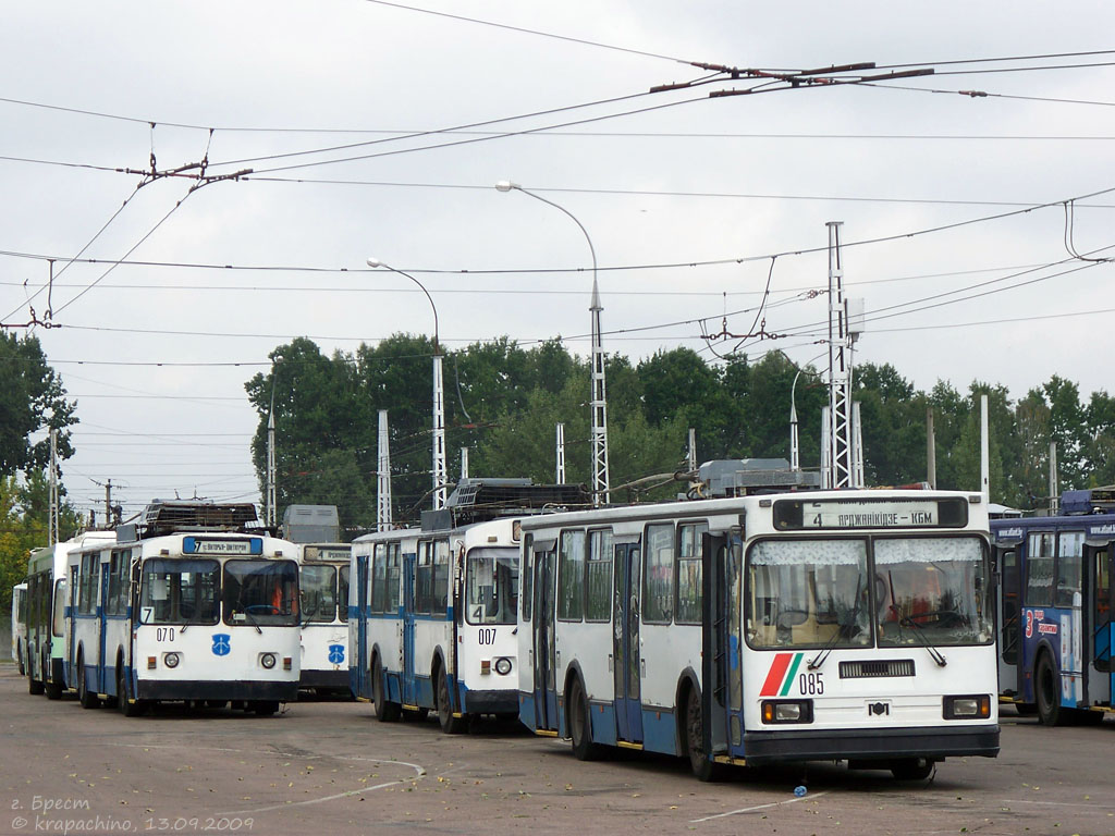Brest, BKM 201 № 085; Brest, AKSM 101 № 070; Brest — Trolleybus Depot