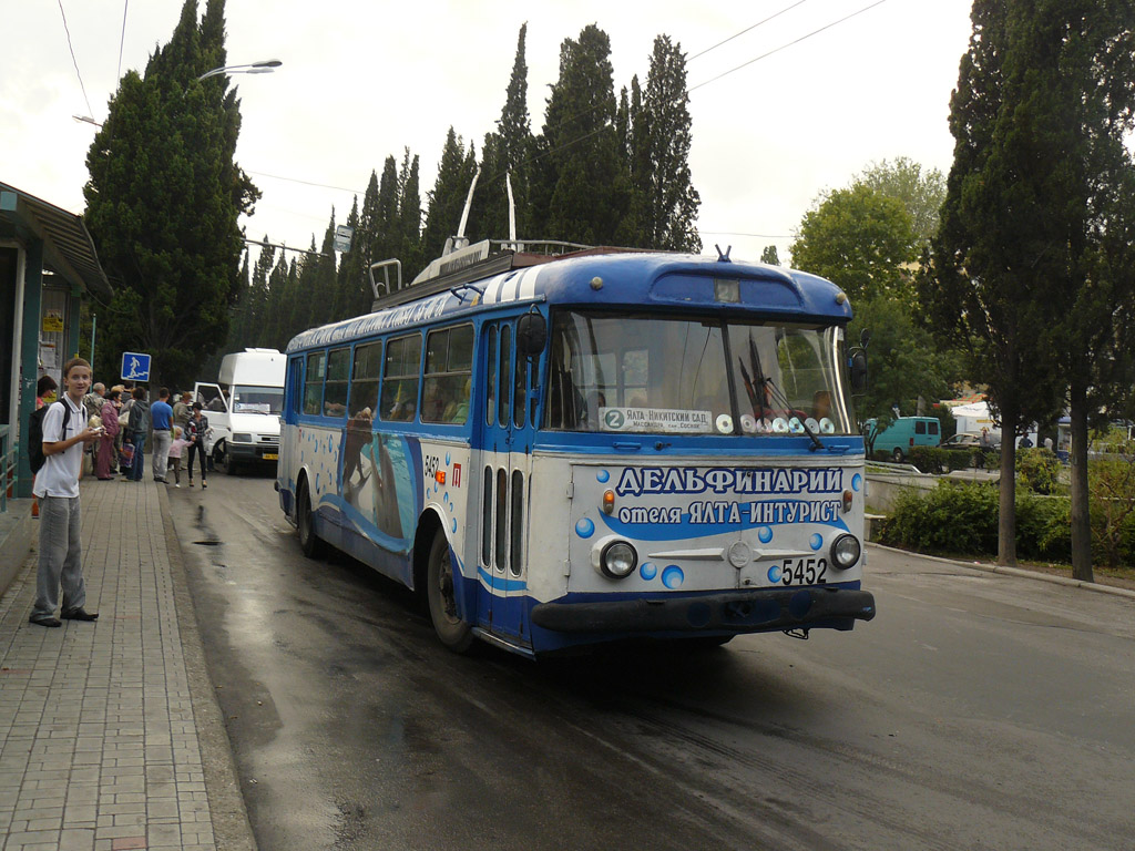 Кримски тролейбус, Škoda 9Tr18 № 5452