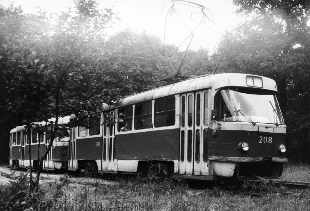 Калининград, Tatra T4SU № 208; Калининград — Старые фотографии