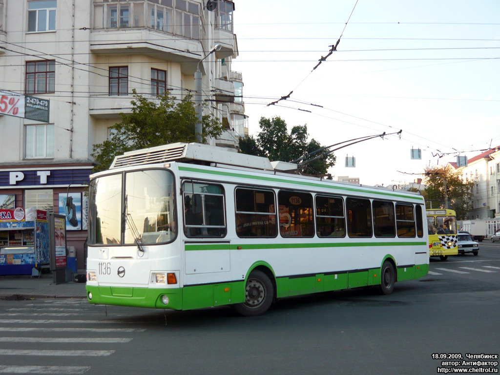 Tcheliabinsk, LiAZ-5280 (VZTM) N°. 1136