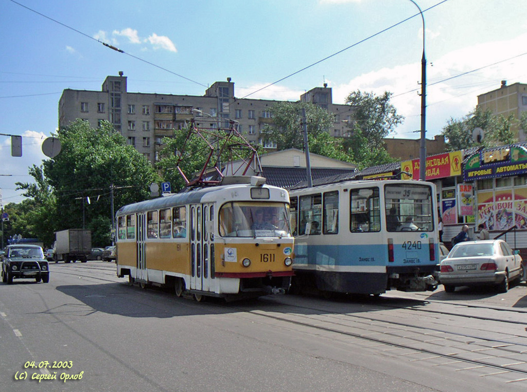 Moscow, Tatra T3SU # 1611; Moscow, 71-608KM # 4240