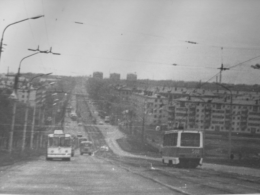 Kemerovo, ZiU-682B č. 72; Kemerovo, 71-605 (KTM-5M3) č. 593; Kemerovo — Old photos