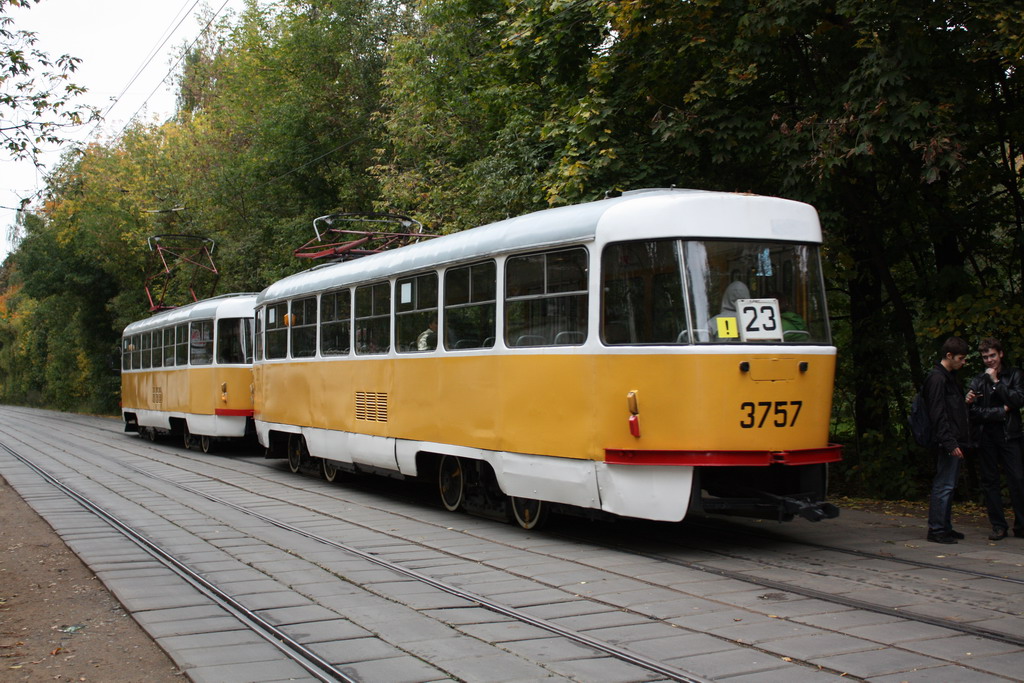 Москва, Tatra T3SU № 3757