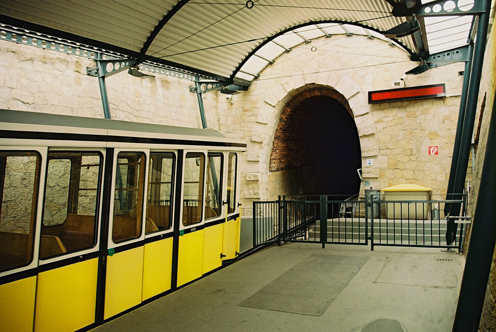 德勒斯登 — Track and technology of the Dresden funicular