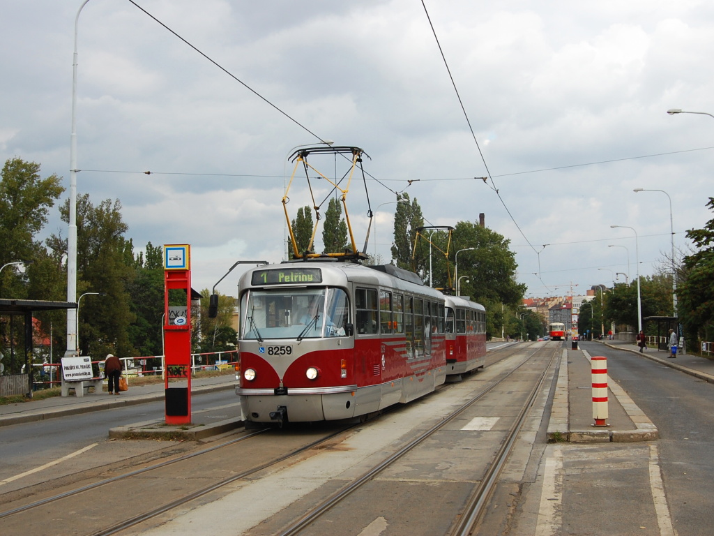 Prag, Tatra T3R.PLF Nr. 8259