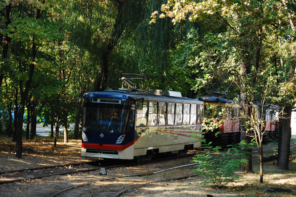Запоріжжя, К1 № 001; Дніпро — Територія трамвайних депо